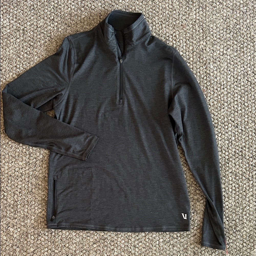 Vuori Men's Lightweight Quarter-Zip Jacket in Charcoal Sz s small